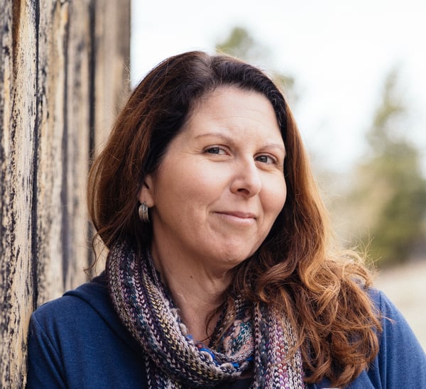 Dr Rochelle Calvert