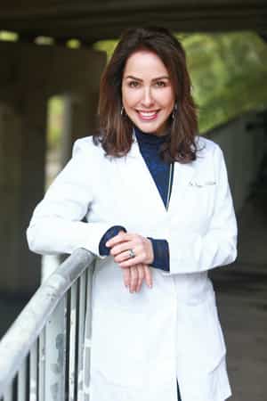 Dr Elena Villanueva