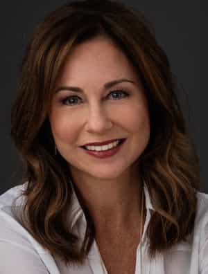 Dr Marni Feuerman