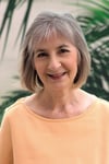 Dr Lindsay Gibson